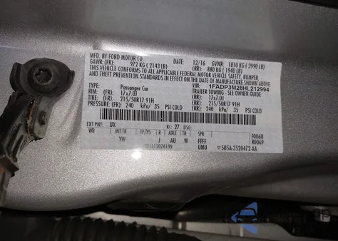 2017 Ford Focus Sel z USA, uszkodzony, nr VIN 1FADP3M28HL212994
